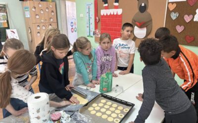 Božićni keksi u produženom boravku