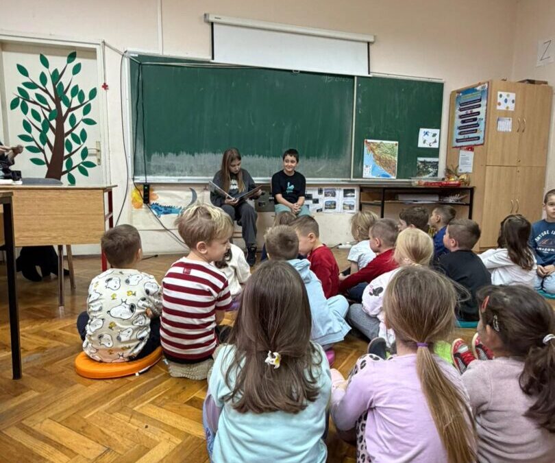 Veliki čitaju malima